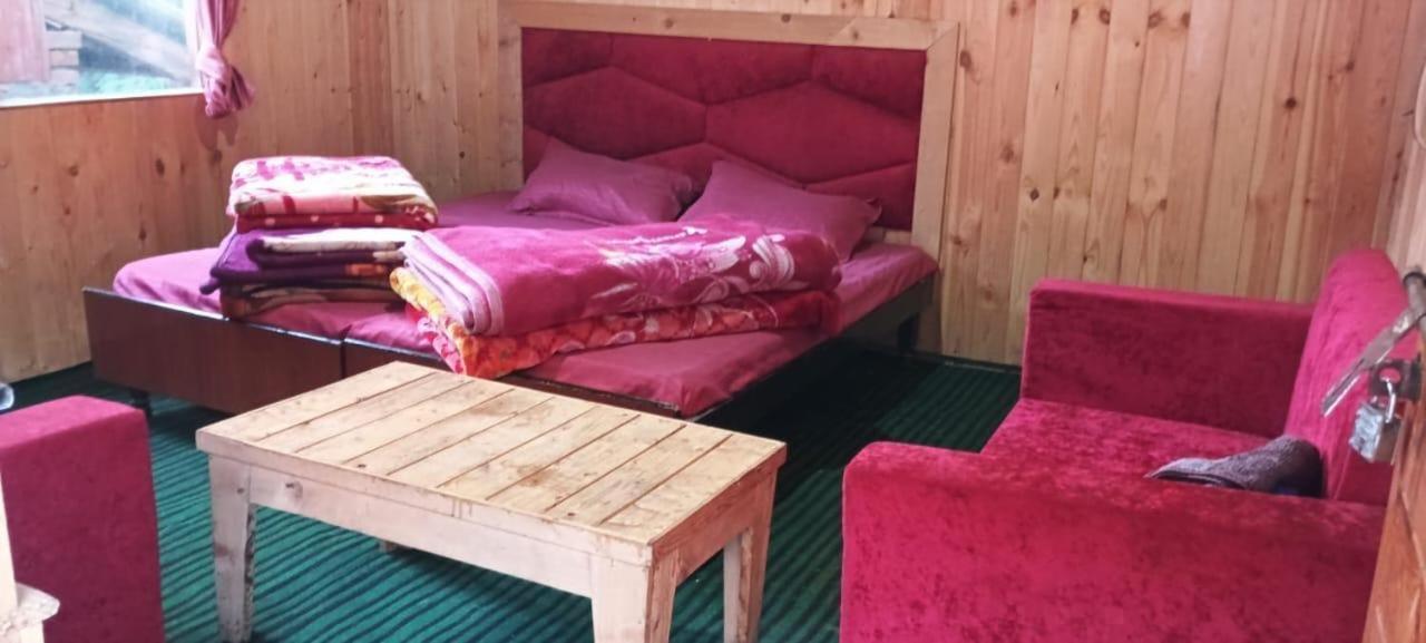 Lord Shiva Dimension Hotel Tosh Buitenkant foto
